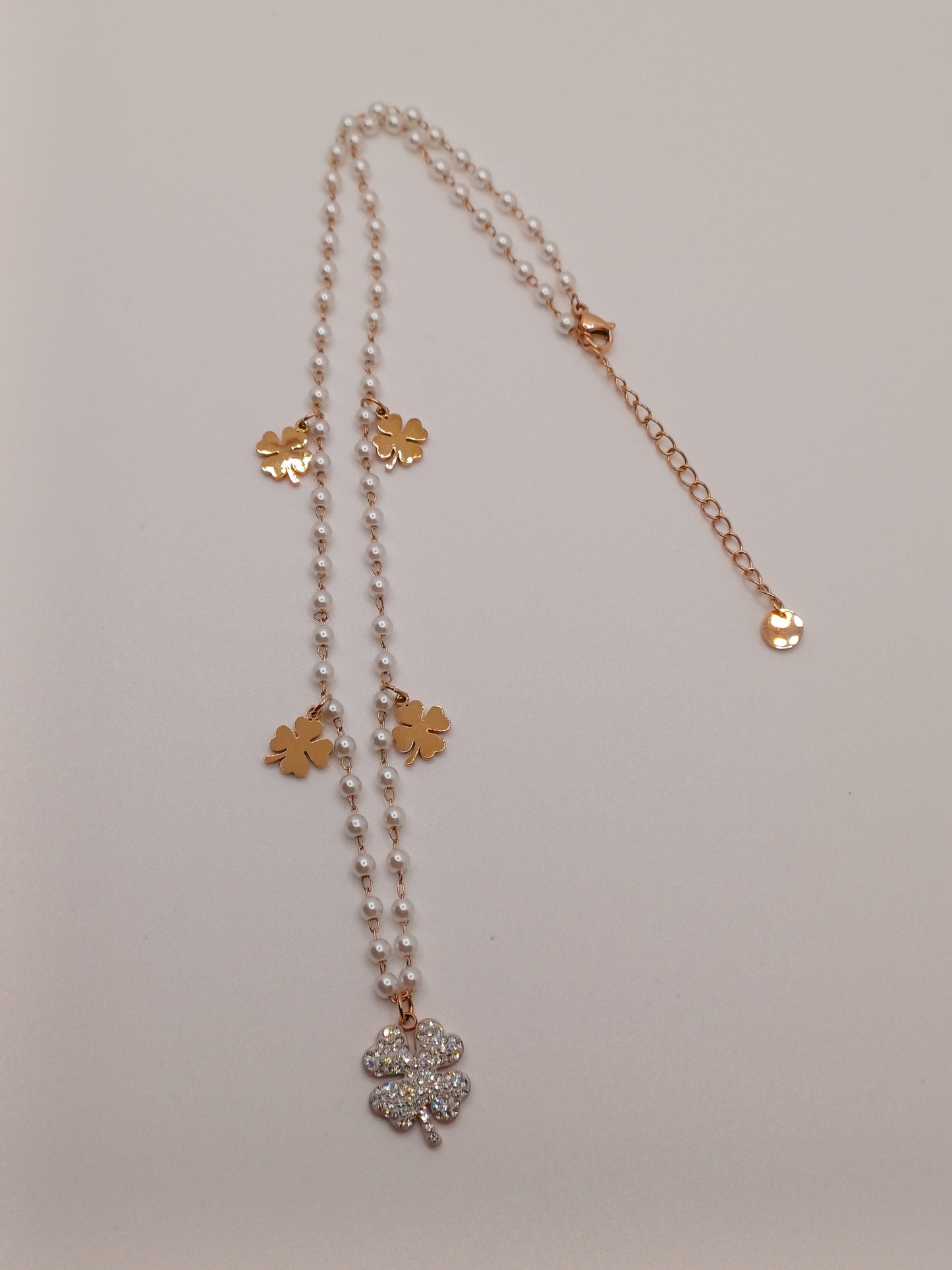 Collana perle con quadrifoglio