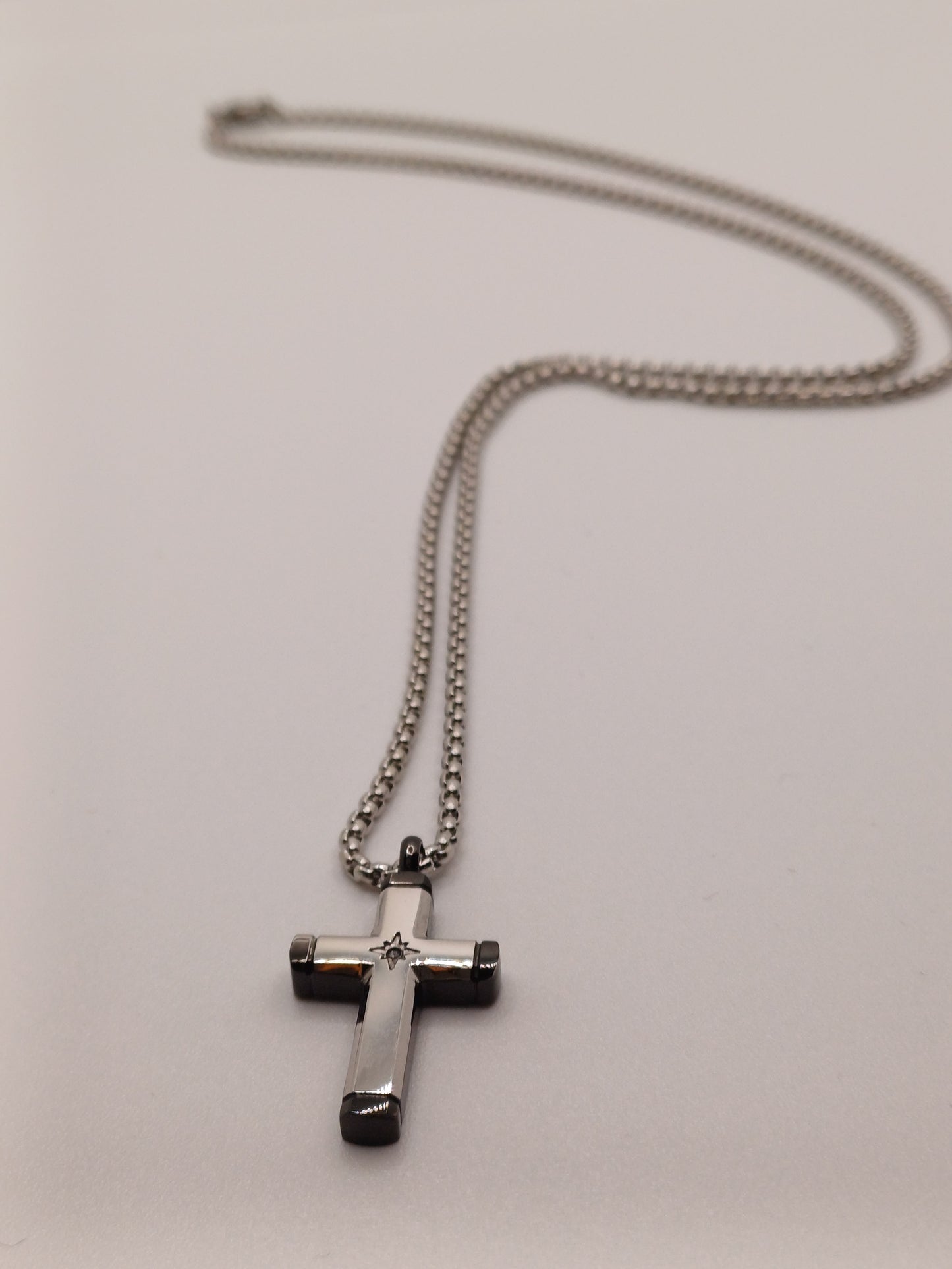 collana croce uomo