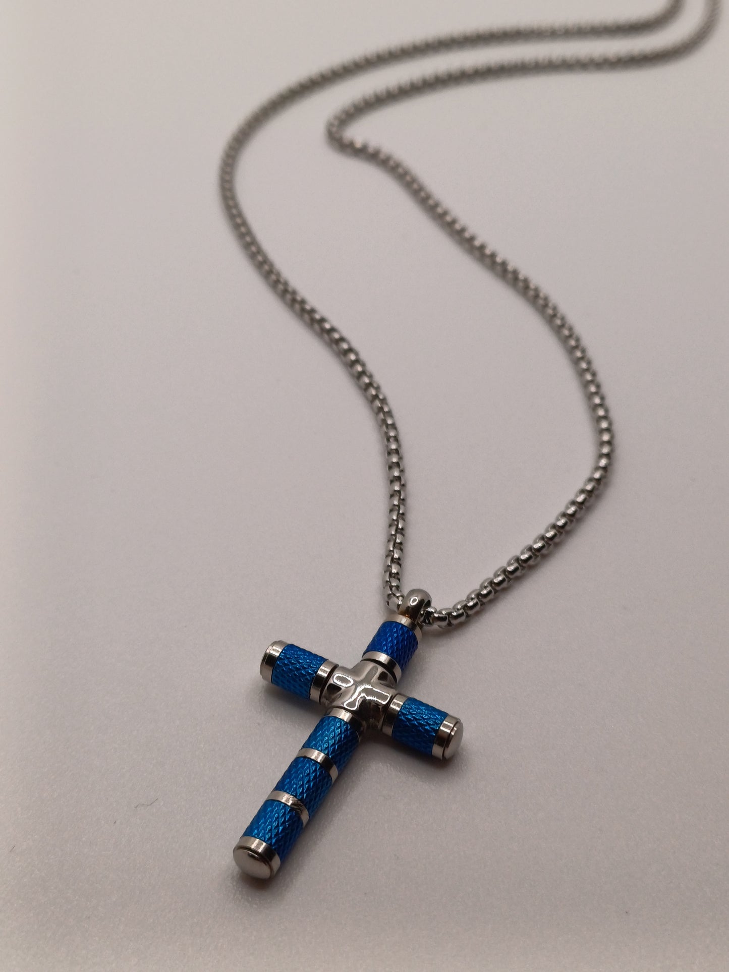 Collana uomo croce azzurra