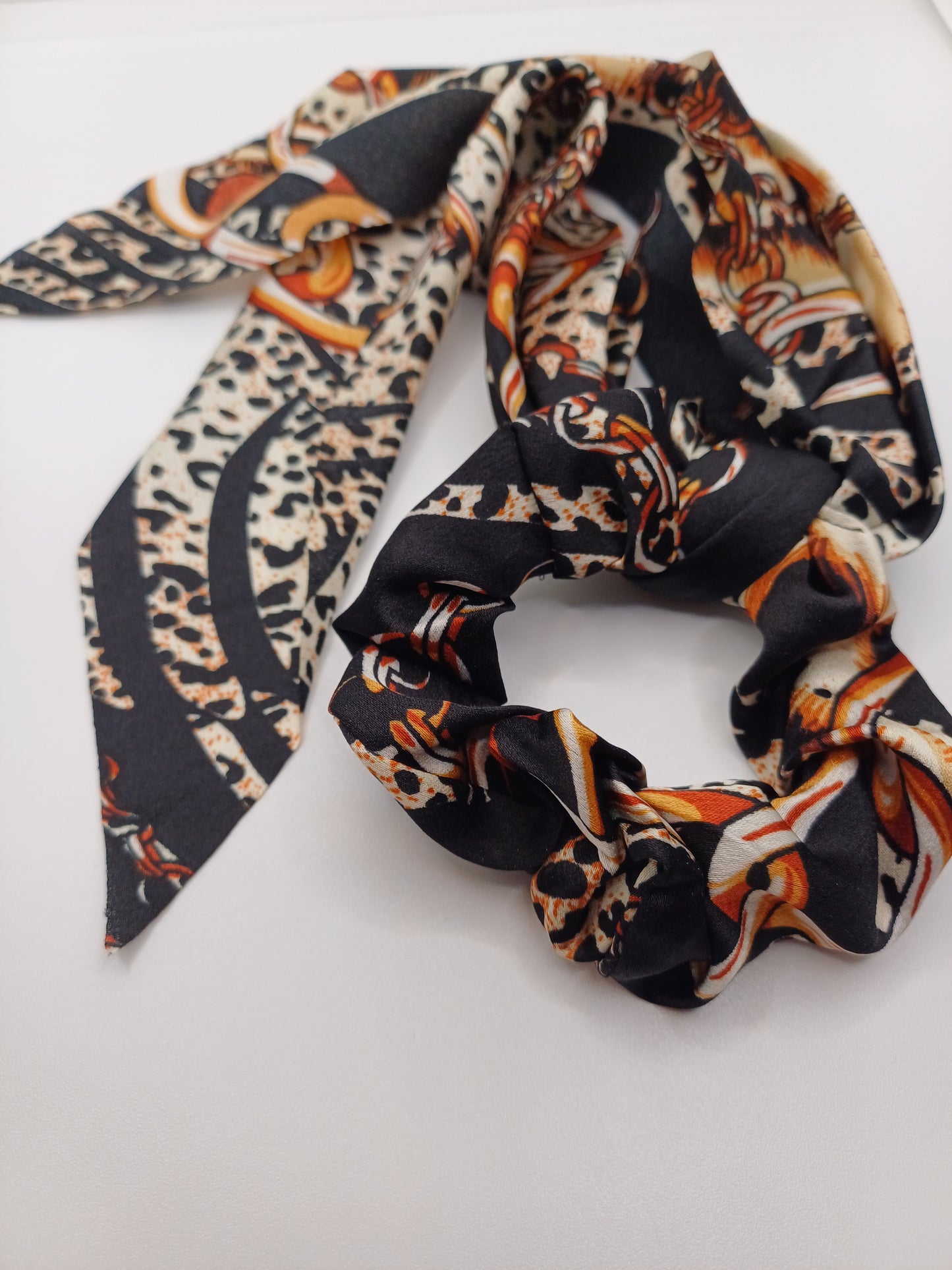 Elastico fiocco nero con fantasia