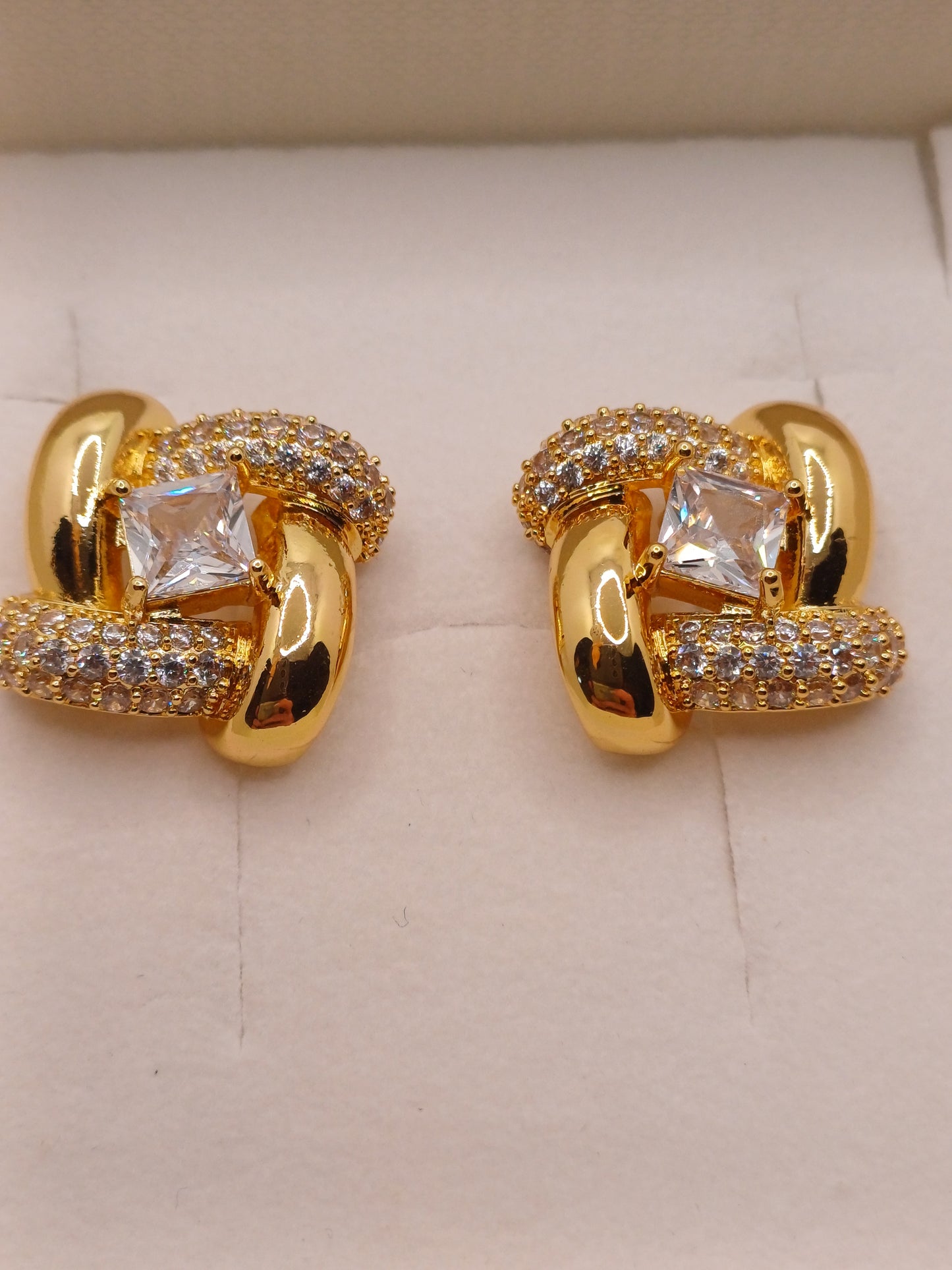 Orecchini quadrati gold