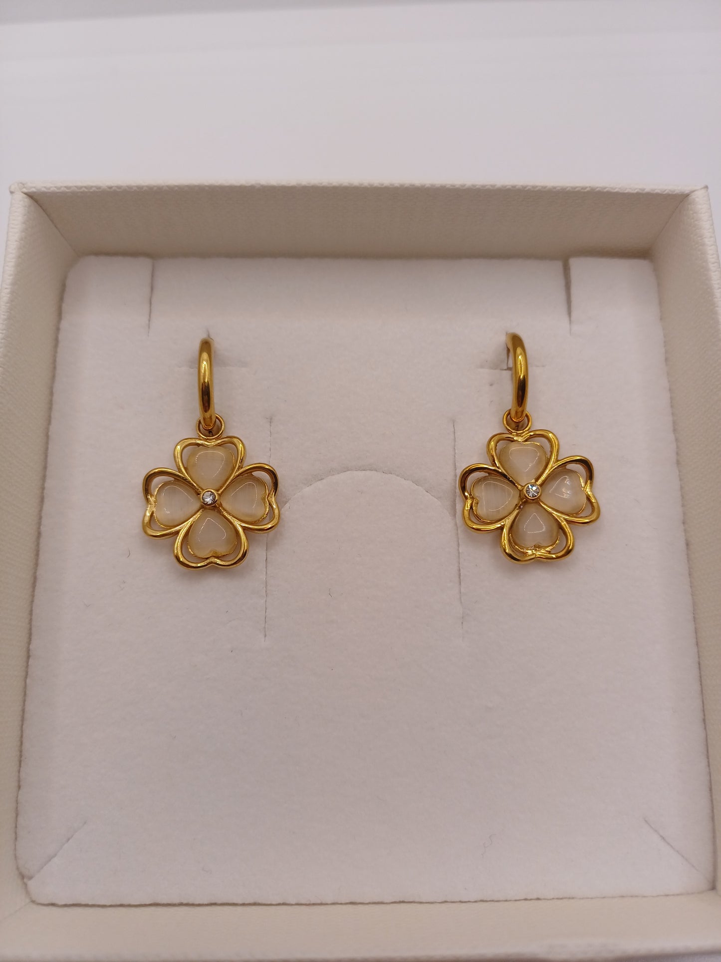 Orecchini quadrifoglio beige gold